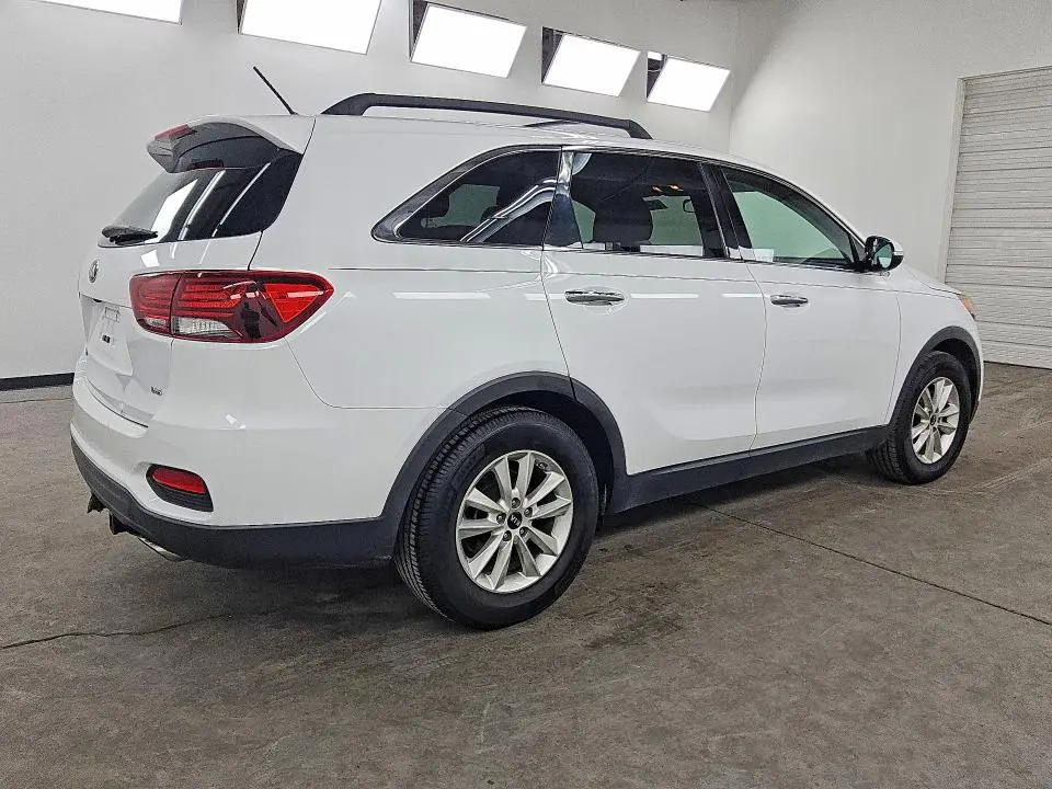 2019 KIA SORENTO LX V6  