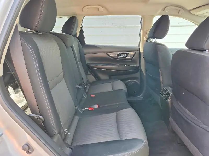 2017 NISSAN ROGUE SV  