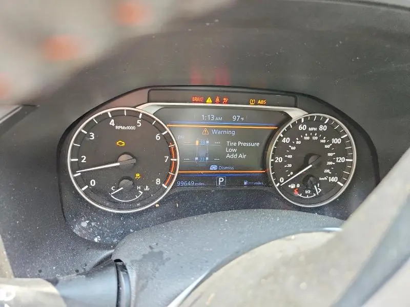 2019 NISSAN ALTIMA SR  