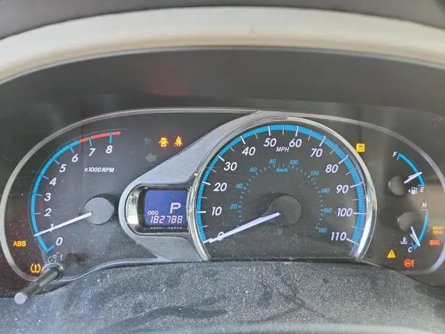 2013 TOYOTA SIENNA XLE  