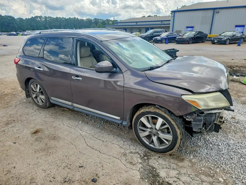2015 NISSAN PATHFINDER PLATINUM  
