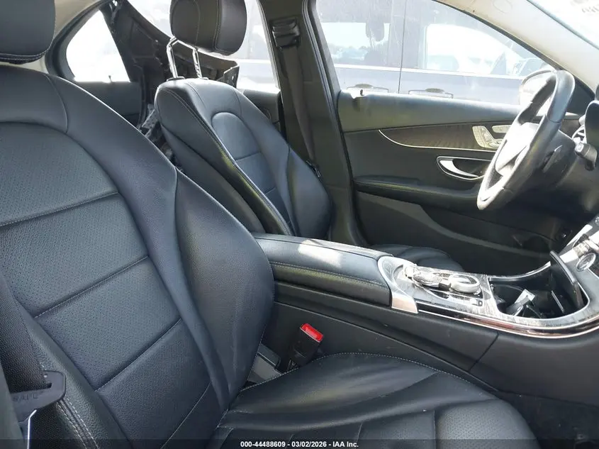 2017 MERCEDES-BENZ C 300  