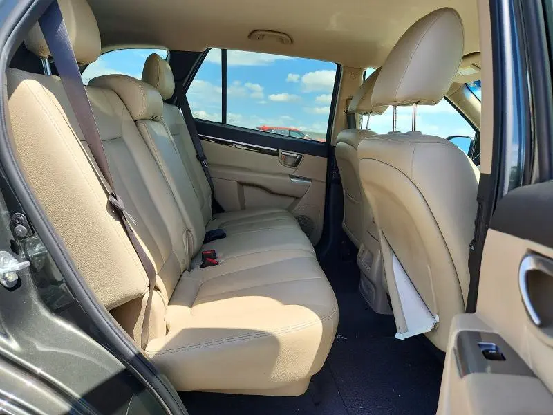 2012 HYUNDAI SANTA FE GLS  