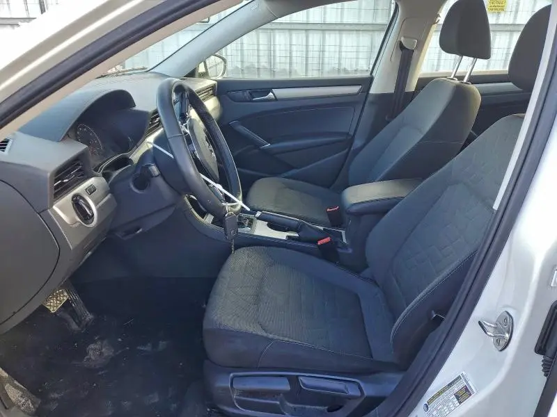 2021 VOLKSWAGEN PASSAT S  