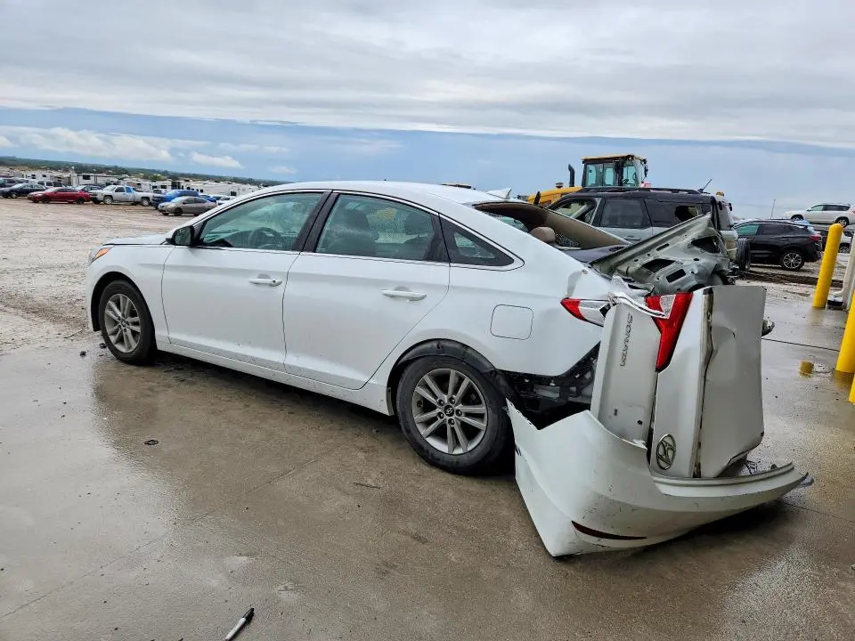 2015 HYUNDAI SONATA SE  