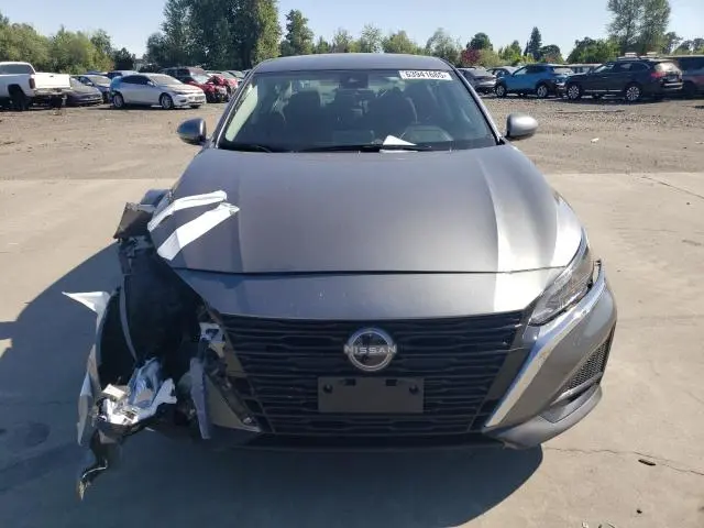 2023 NISSAN ALTIMA SV  