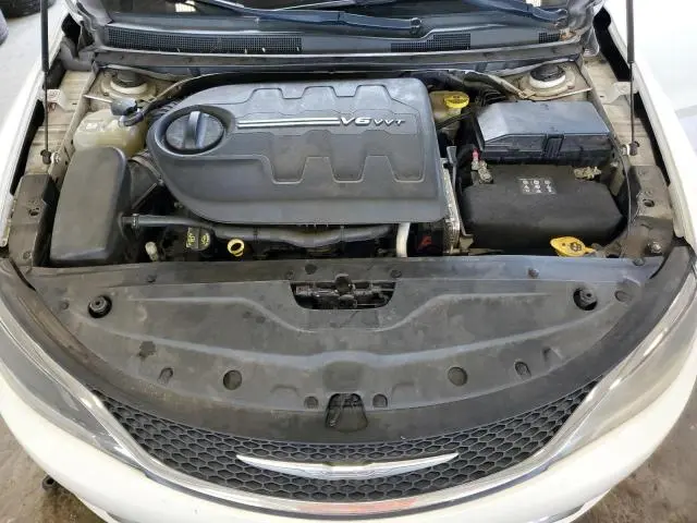2015 CHRYSLER 200 C  