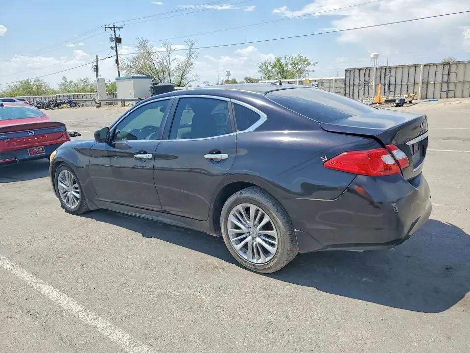 2012 INFINITI M37 X  
