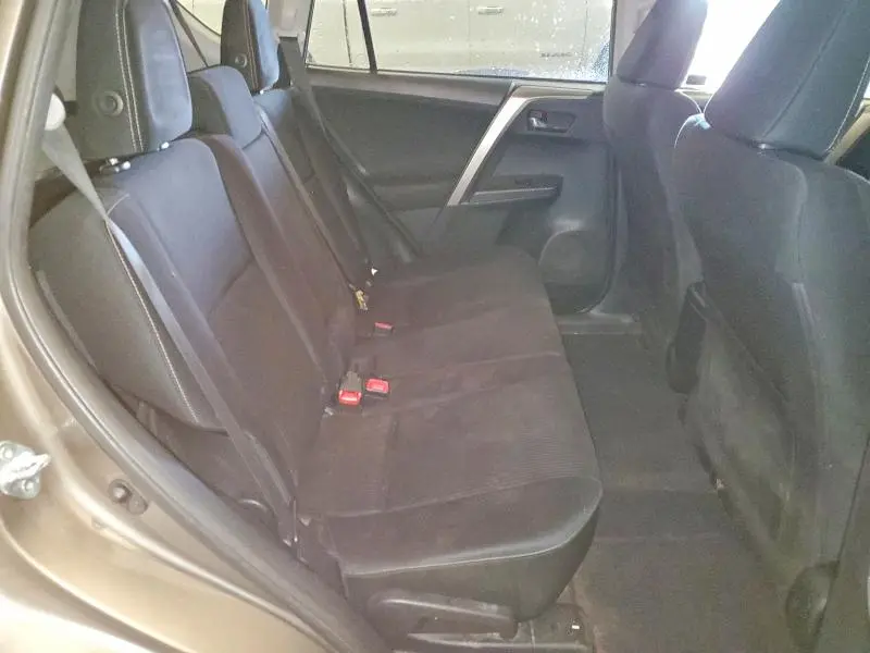 2014 TOYOTA RAV4 XLE  