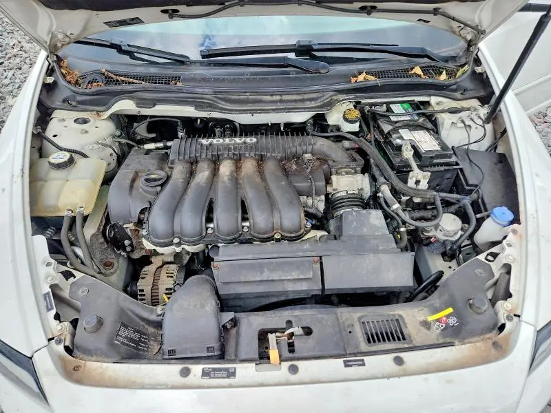 2010 VOLVO S40 2.4I  