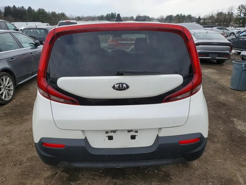 2020 KIA SOUL LX  