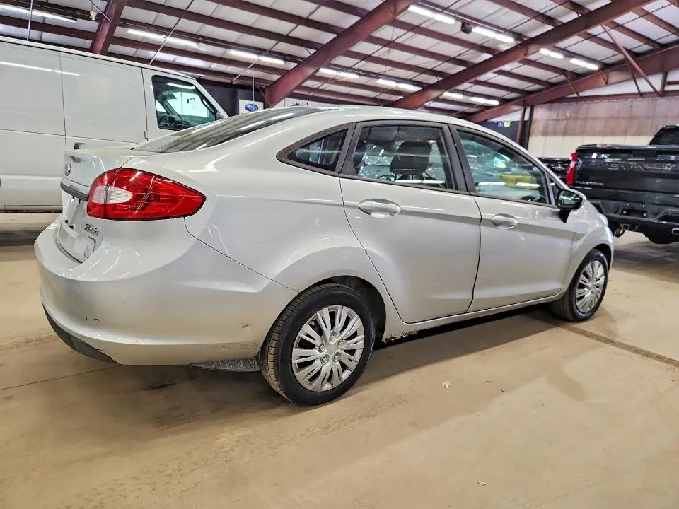 2013 FORD FIESTA S  
