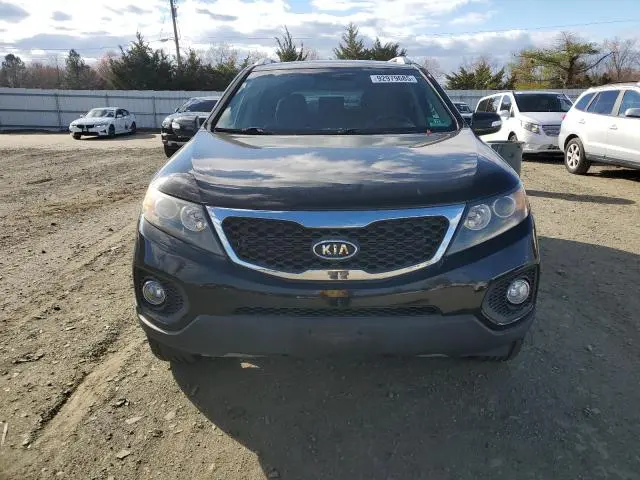 2013 KIA SORENTO LX  