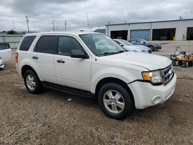 2011 FORD ESCAPE XLS  