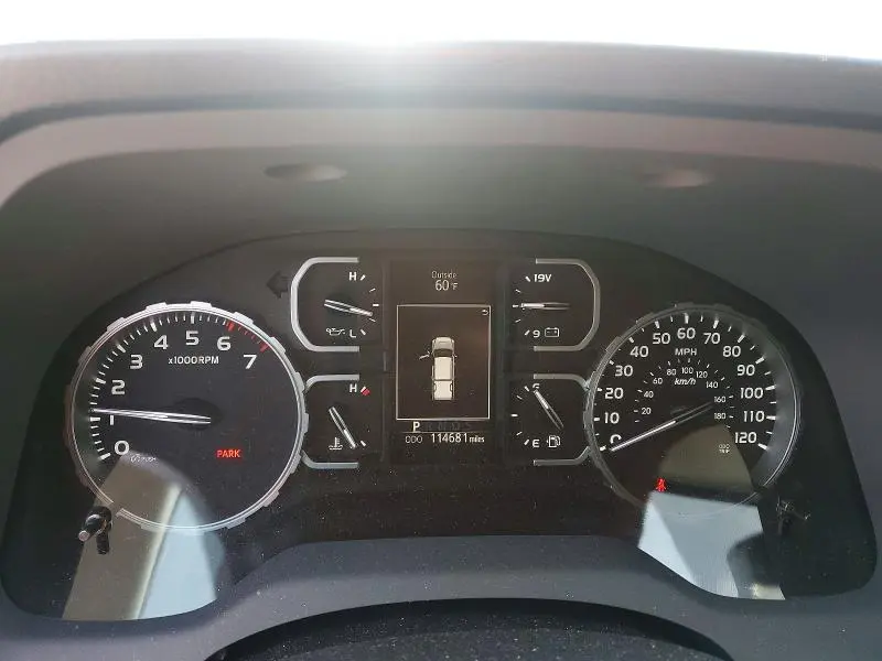 2018 TOYOTA TUNDRA SR5  