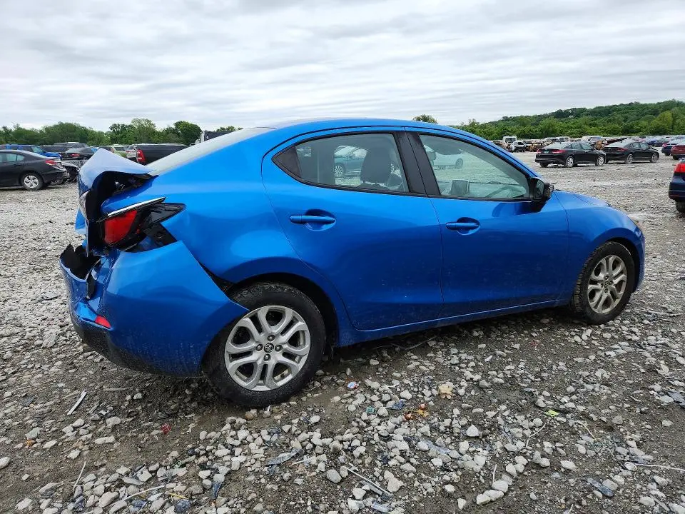2017 TOYOTA YARIS IA BASE  