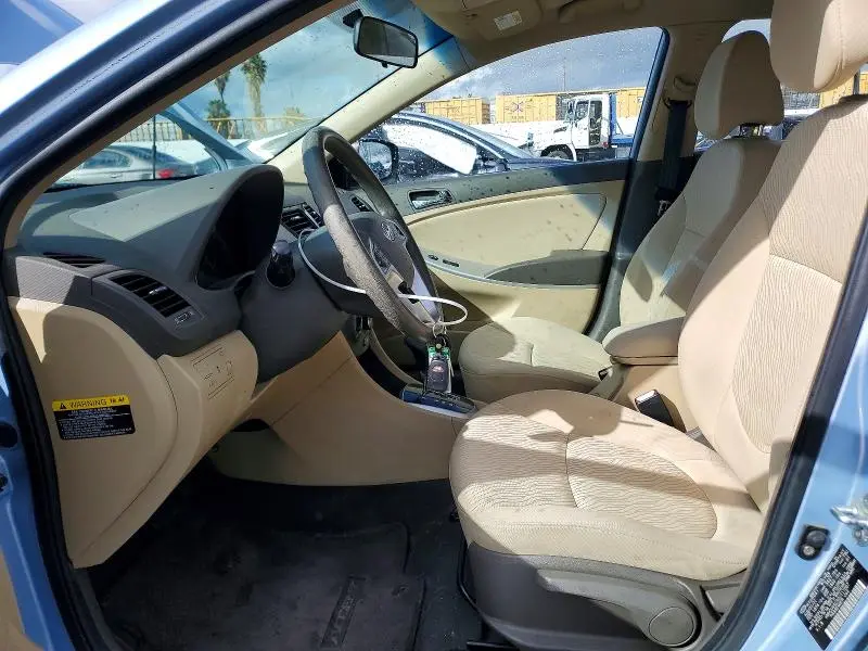 2012 HYUNDAI ACCENT GLS  