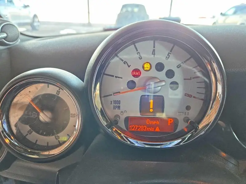 2011 MINI COOPER S  