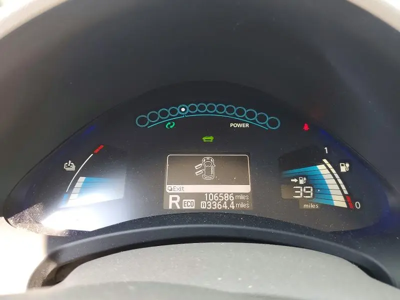 2014 NISSAN LEAF SV  