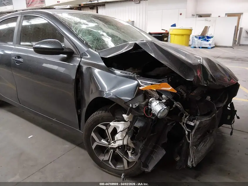 2019 KIA FORTE LXS