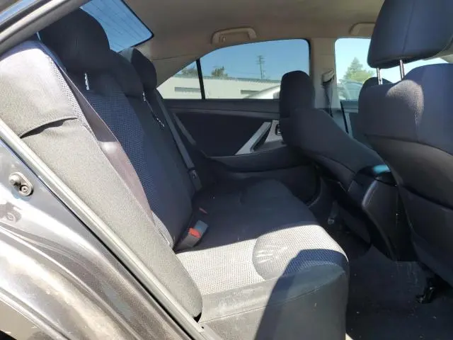 2010 TOYOTA CAMRY BASE  