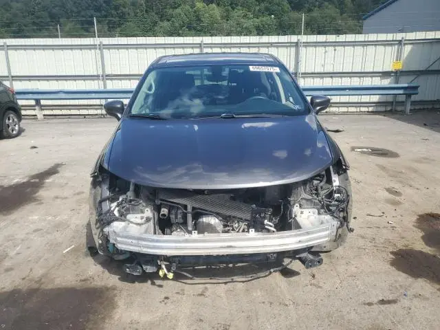 2017 CHRYSLER PACIFICA LX  
