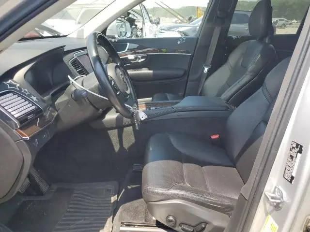 2016 VOLVO XC90 T6  