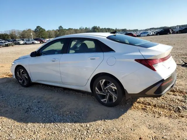 2024 HYUNDAI ELANTRA SEL