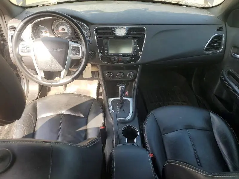 2011 CHRYSLER 200 LIMITED  