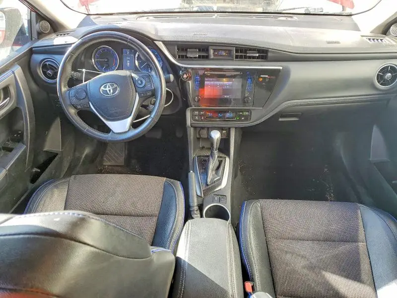 2017 TOYOTA COROLLA SE  