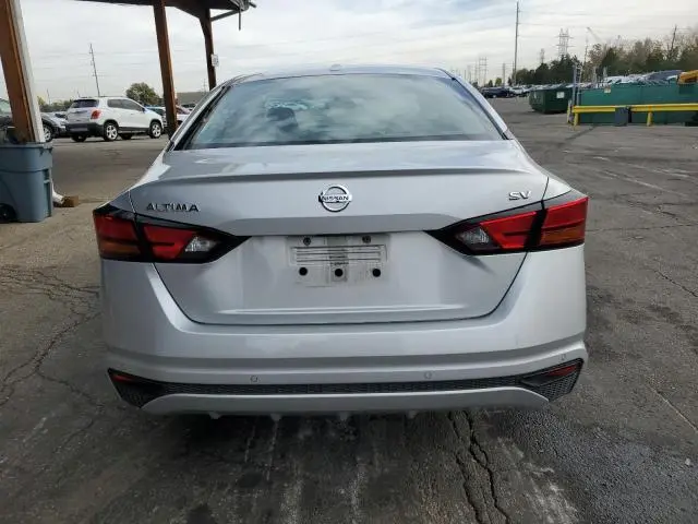 2022 NISSAN ALTIMA SV  