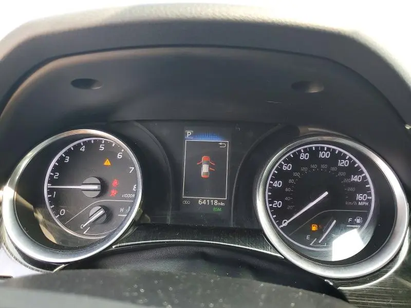2019 TOYOTA CAMRY SE  