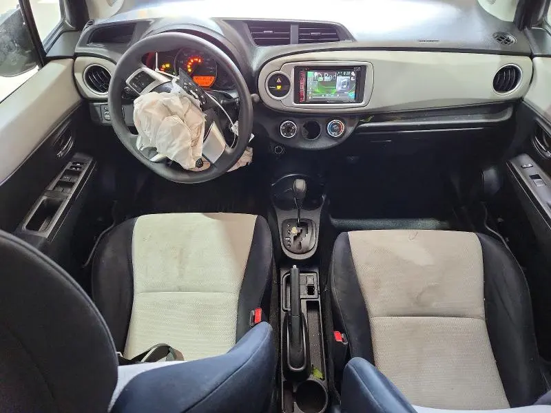 2012 TOYOTA YARIS 5-DOOR LE  
