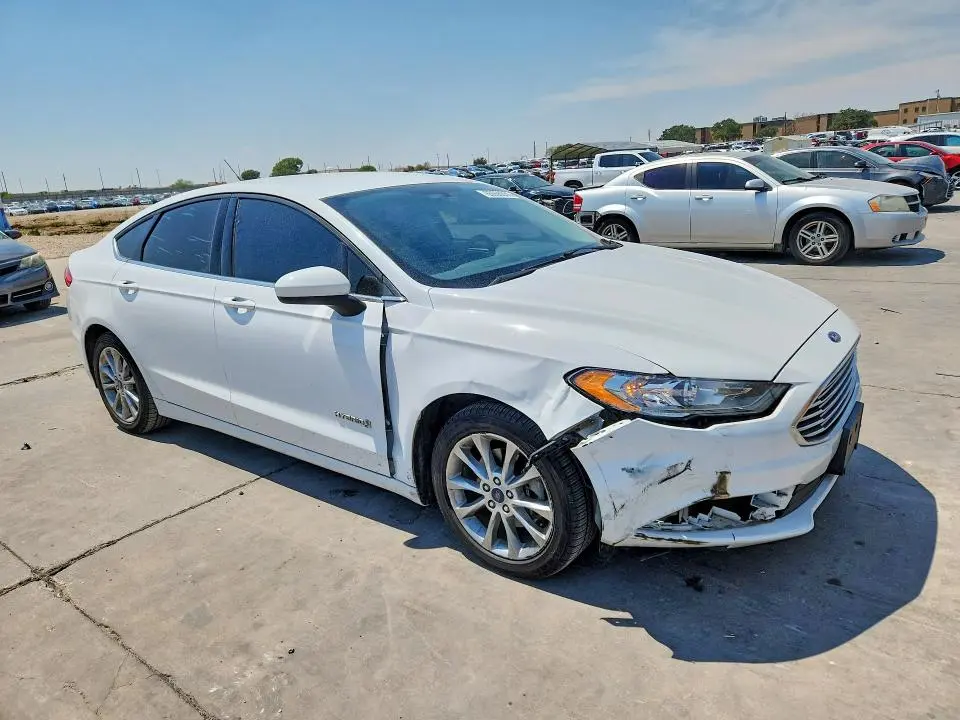 2017 FORD FUSION SE HYBRID  