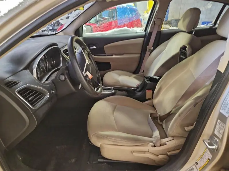 2014 CHRYSLER 200 LX  