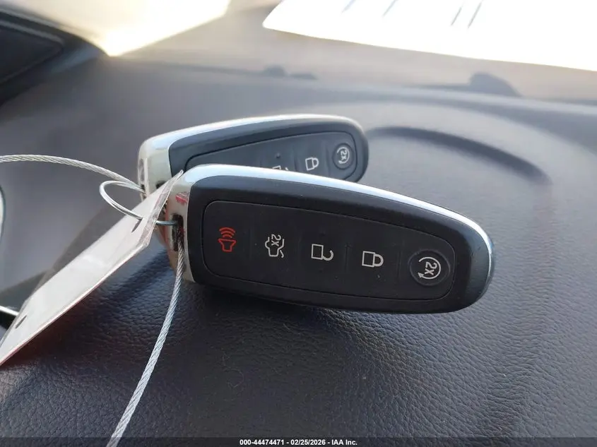 2017 FORD ESCAPE TITANIUM