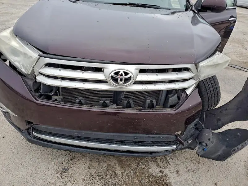 2012 TOYOTA HIGHLANDER LIMITED  