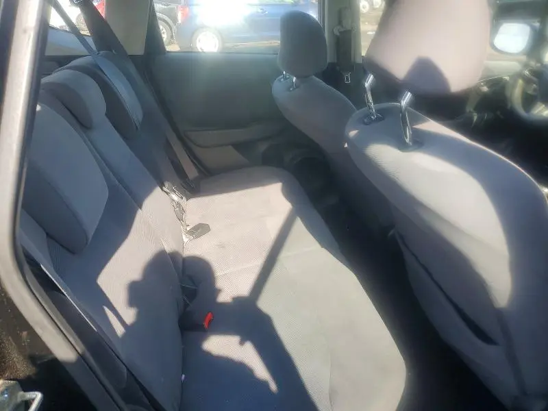 2011 HONDA FIT   