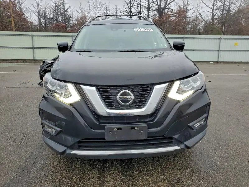 2019 NISSAN ROGUE S  