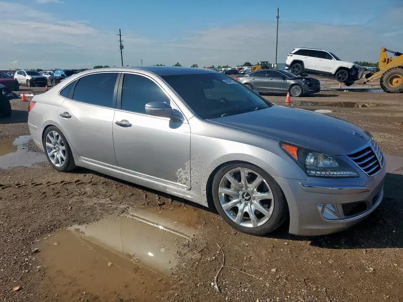 2013 HYUNDAI EQUUS SIGNATURE  