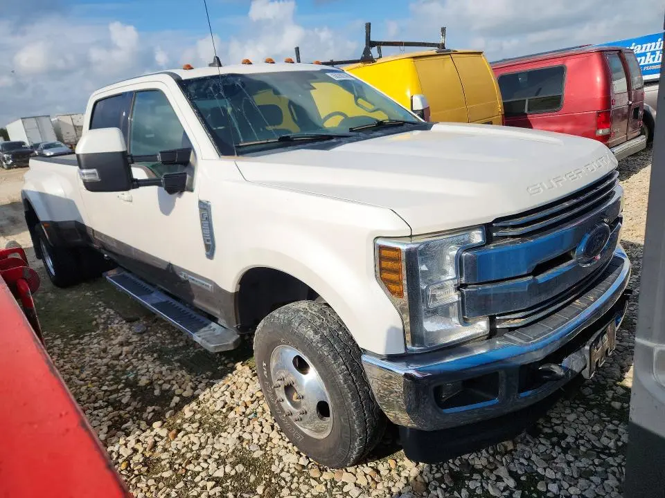 2019 FORD F350 LARIAT