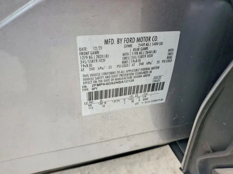 2022 FORD EDGE SE  