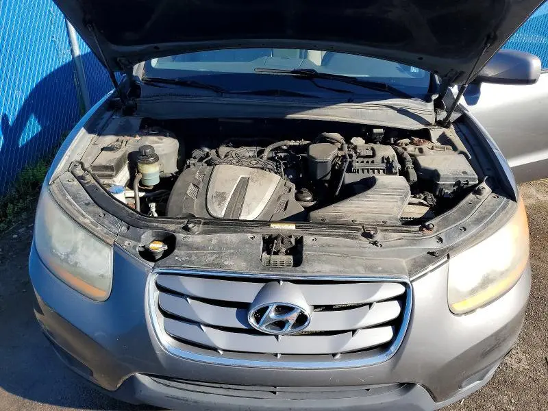 2010 HYUNDAI SANTA FE GLS  