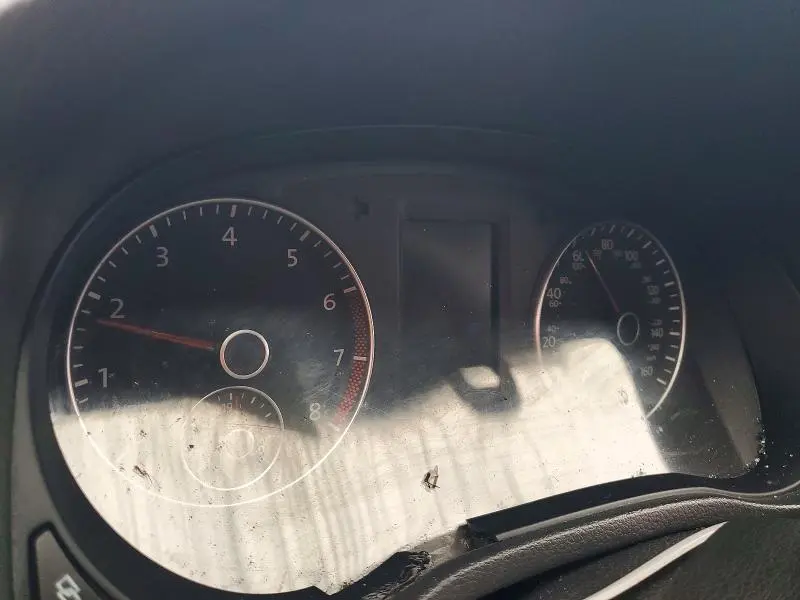 2013 VOLKSWAGEN PASSAT S  