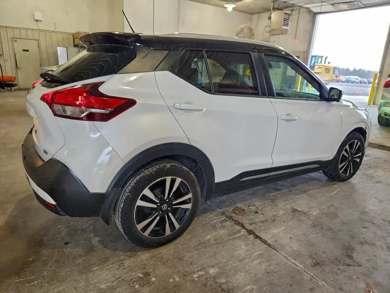 2020 NISSAN KICKS SR  