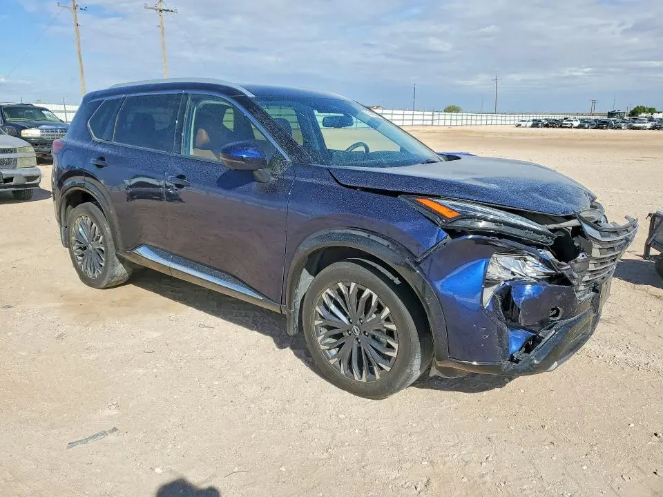 2024 NISSAN ROGUE PLATINUM  