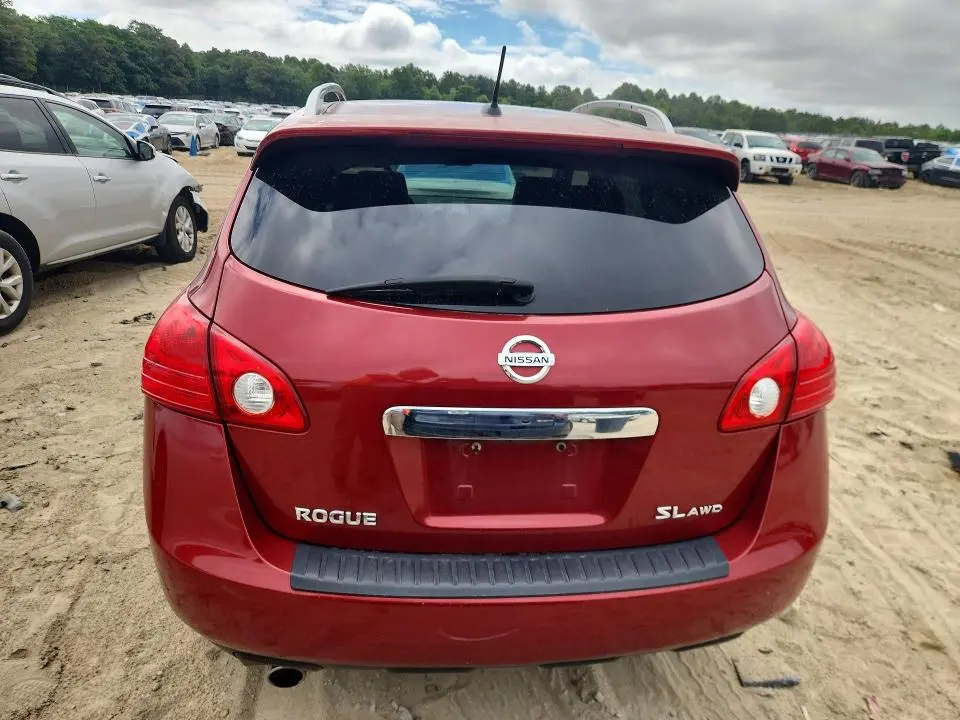 2012 NISSAN ROGUE S  