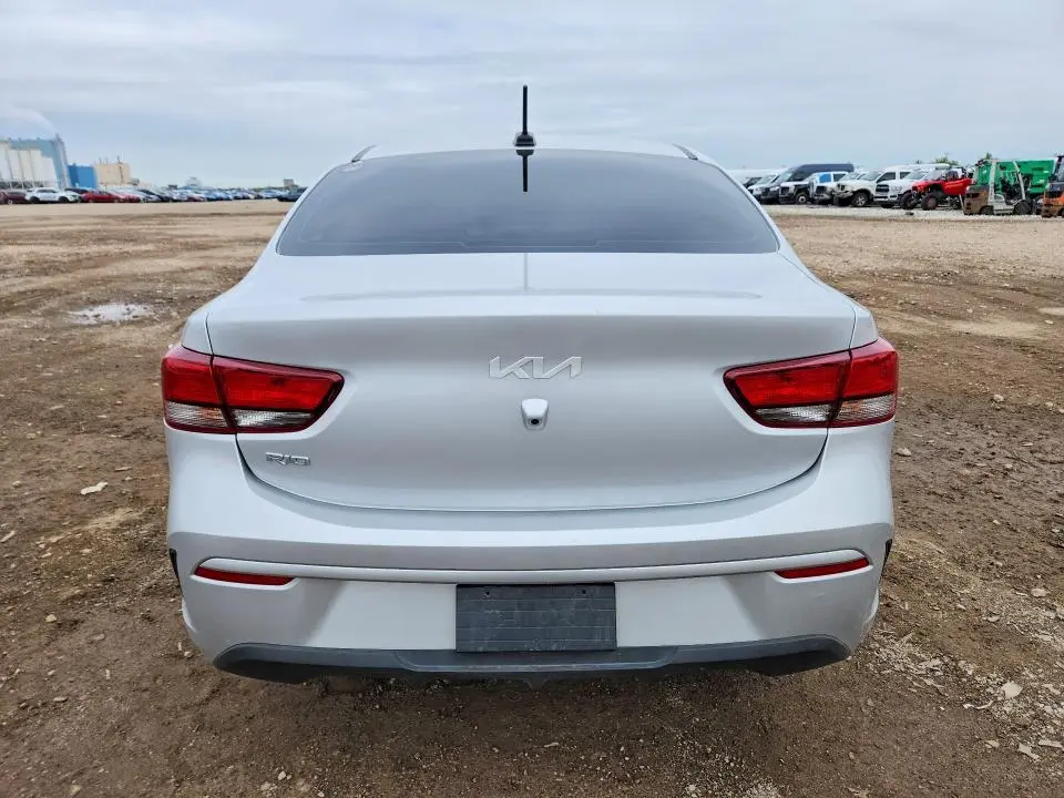 2023 KIA RIO LX  