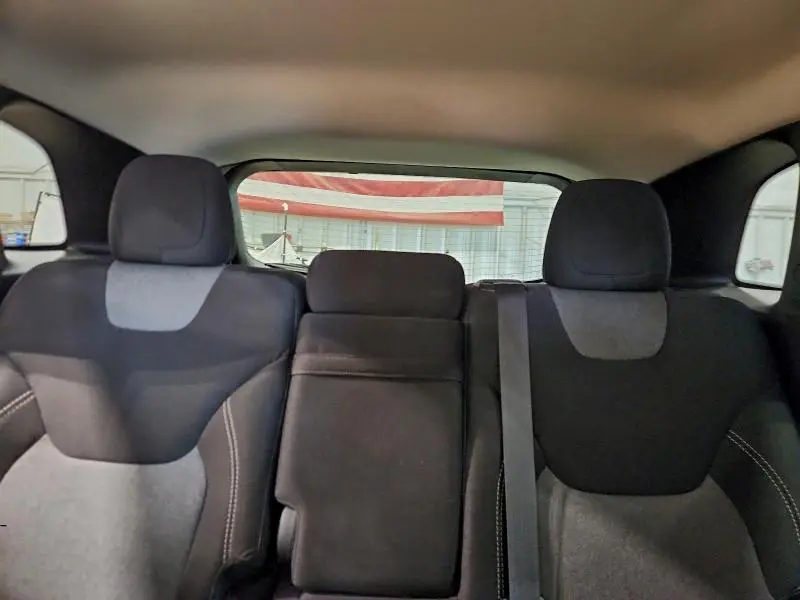 2015 JEEP CHEROKEE SPORT  