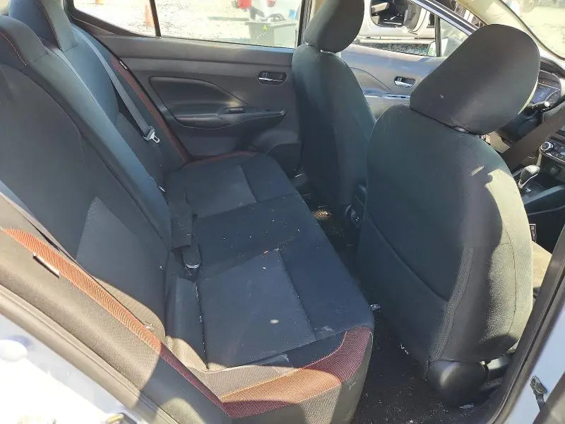 2023 NISSAN VERSA SR  